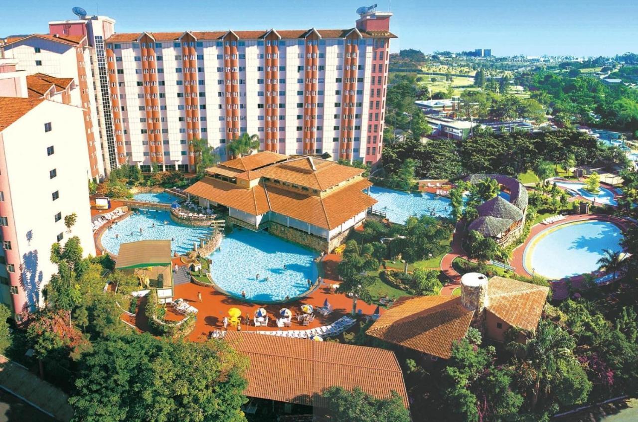 Apartamento Luxo Hot Springs Caldas Novas Tay Apartamento Exterior foto